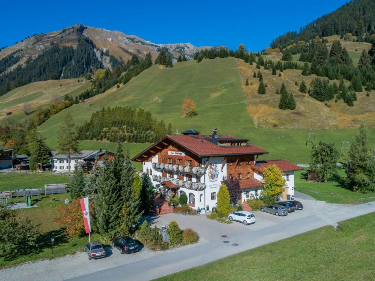 Hotel Winklerhof Holzgau Exterior photo